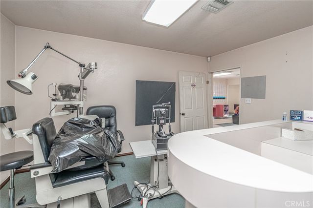 8464 California Avenue, South Gate, CA 90280