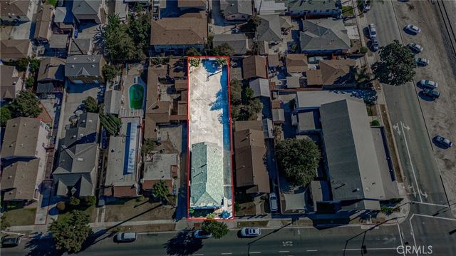 8464 California Avenue, South Gate, CA 90280