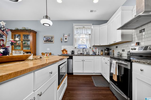 1036 PINE VALLEY DRIVE, Calera, AL 35040