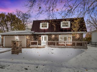 9 Hilltop Drive, Bourbonnais, IL 60914