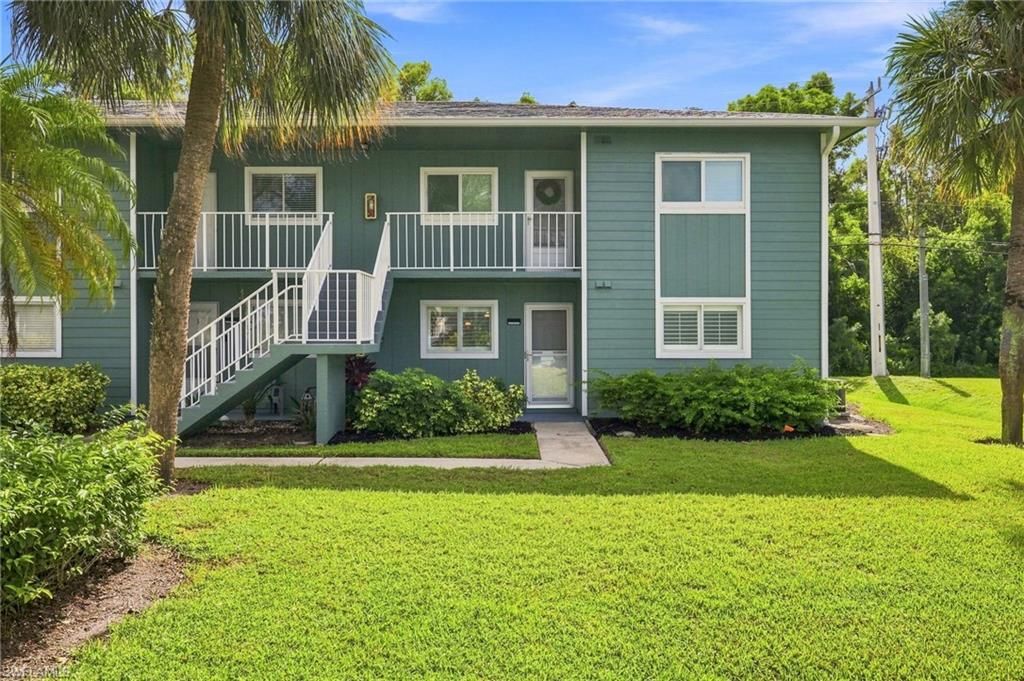 136 Cypress WAY E 4, NAPLES, FL 34110 — photo 4