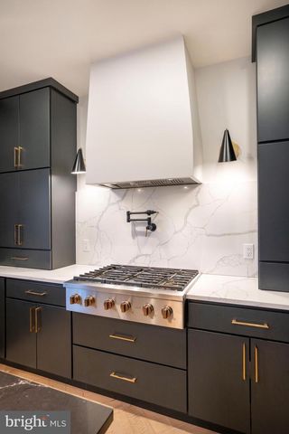 270 CLAREMONT AVE, State College, PA 16801