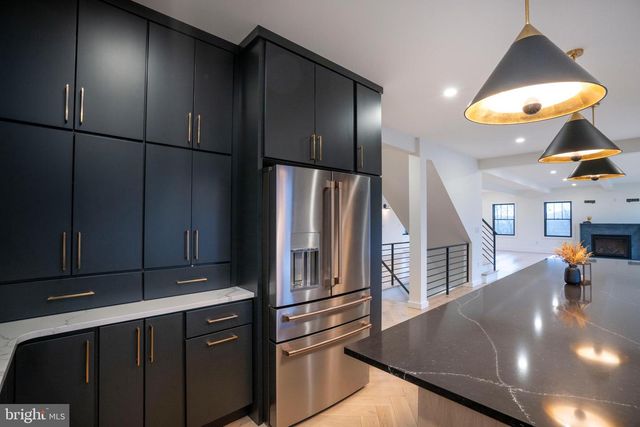 270 CLAREMONT AVE, State College, PA 16801