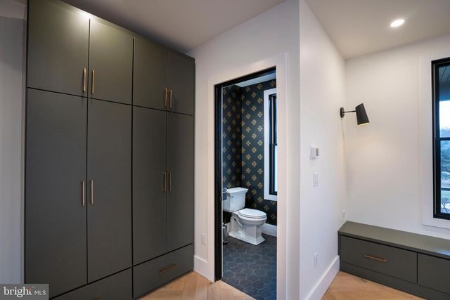 270 CLAREMONT AVE, State College, PA 16801