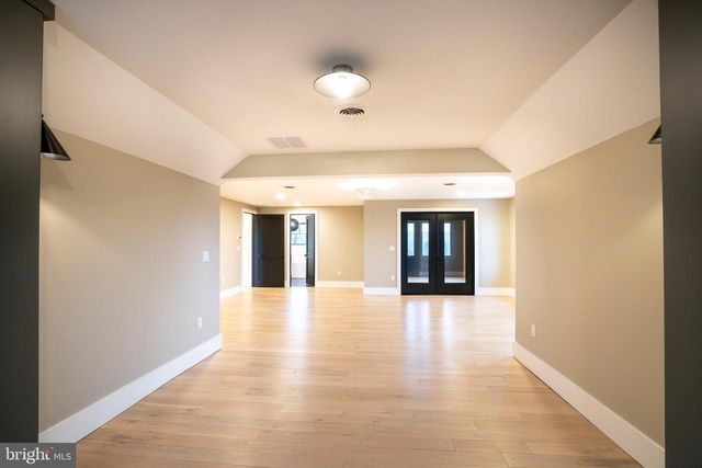 270 CLAREMONT AVE, State College, PA 16801