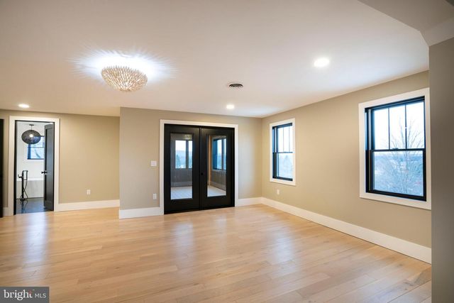 270 CLAREMONT AVE, State College, PA 16801