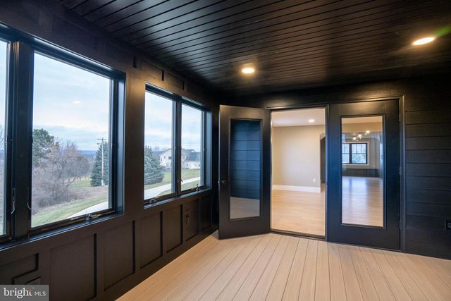 270 CLAREMONT AVE, State College, PA 16801