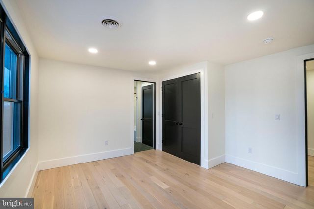 270 CLAREMONT AVE, State College, PA 16801