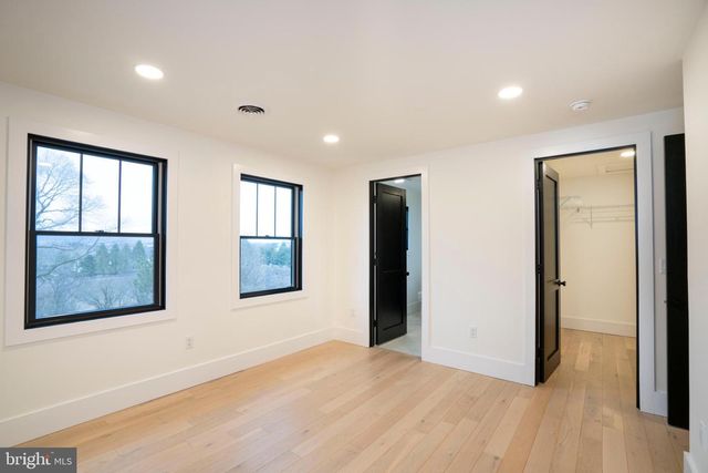 270 CLAREMONT AVE, State College, PA 16801