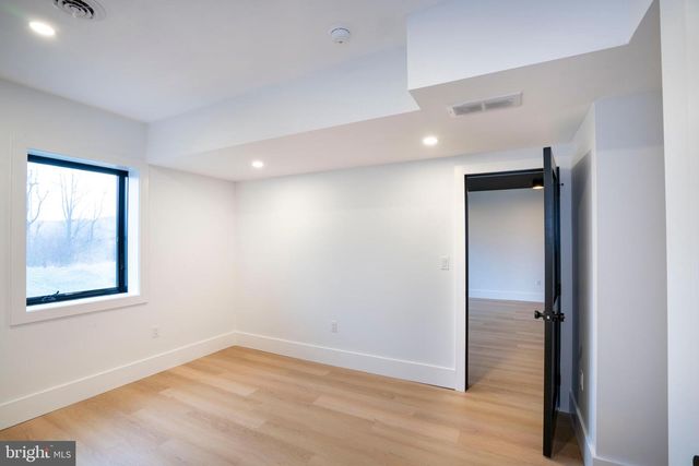 270 CLAREMONT AVE, State College, PA 16801