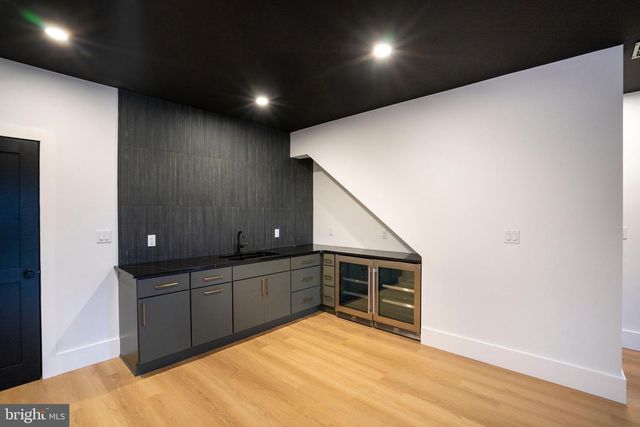 270 CLAREMONT AVE, State College, PA 16801