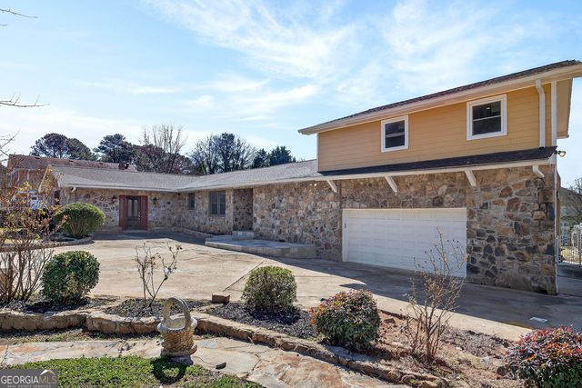 6419 Edenfield Drive, Lithonia, GA 30058