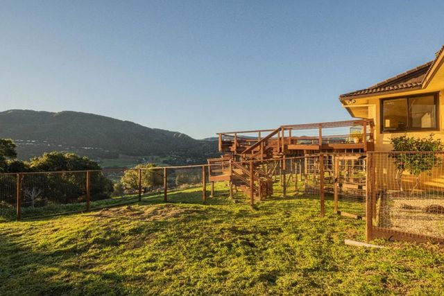 10000 Eddy Road, Carmel Valley, CA 93923