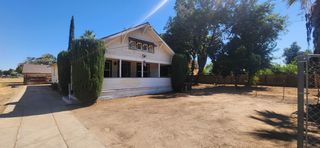 5469 E Tulare Avenue, Fresno, CA 93727