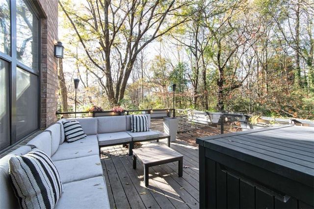 2196 Peach Lane, Smyrna, GA 30080