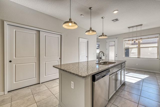 2677 MEAD AVENUE, St Cloud, FL 34771