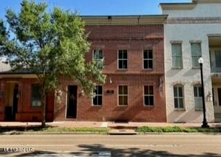 216 W Jackson Street, Ridgeland, MS 39157