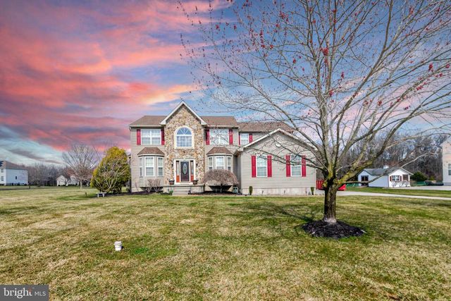 330 MEADOWBROOK DR, Monroeville, NJ 08343