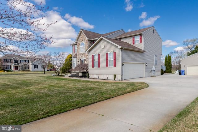 330 MEADOWBROOK DR, Monroeville, NJ 08343