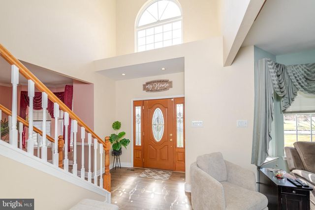 330 MEADOWBROOK DR, Monroeville, NJ 08343