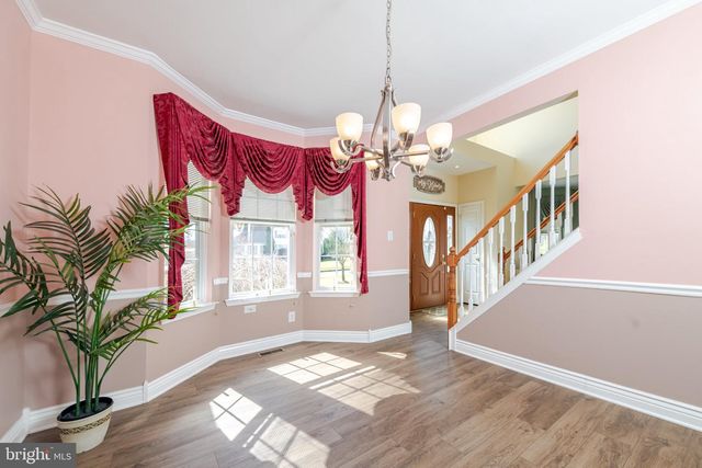 330 MEADOWBROOK DR, Monroeville, NJ 08343