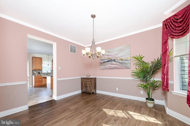 330 MEADOWBROOK DR, Monroeville, NJ 08343