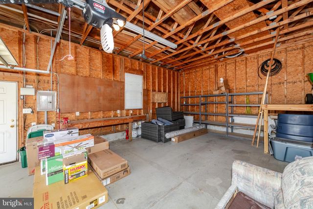 330 MEADOWBROOK DR, Monroeville, NJ 08343