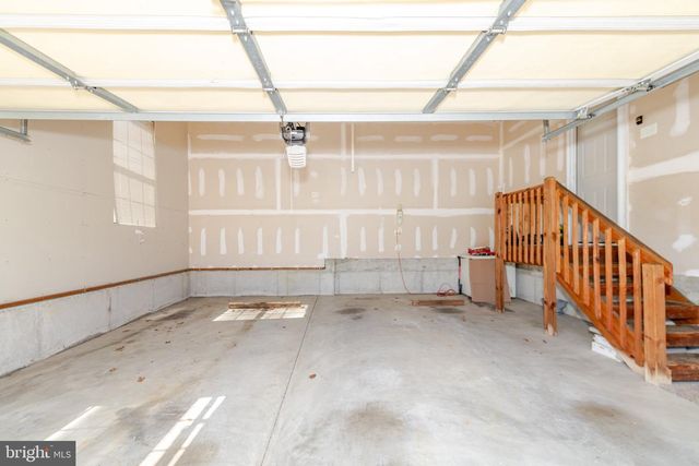 330 MEADOWBROOK DR, Monroeville, NJ 08343