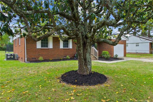 1300 E Manchester Road, Spring Lake, NC 28390