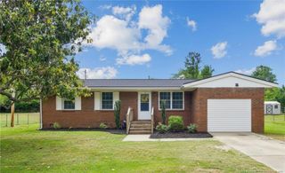 1300 E Manchester Road, Spring Lake, NC 28390