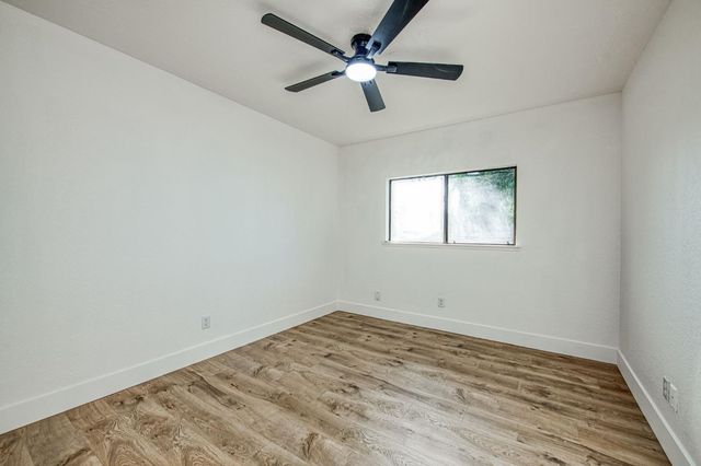 6784 N Valentine Avenue, Fresno, CA 93711