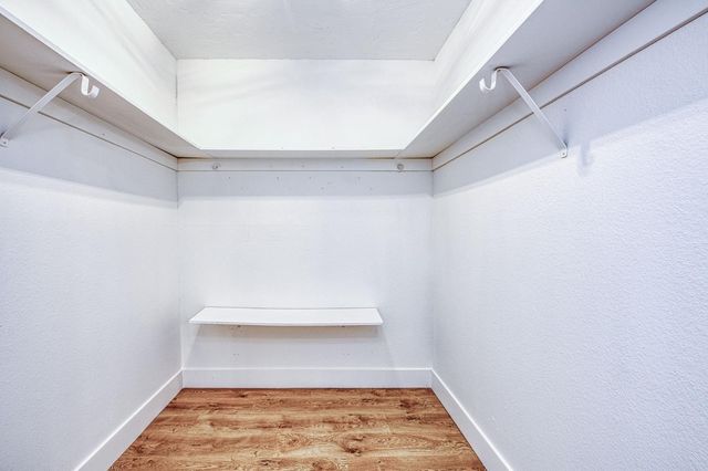 6784 N Valentine Avenue, Fresno, CA 93711