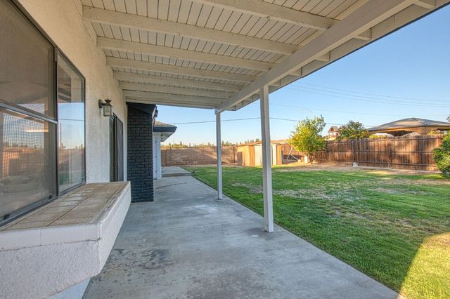 6784 N Valentine Avenue, Fresno, CA 93711