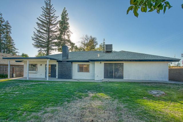 6784 N Valentine Avenue, Fresno, CA 93711