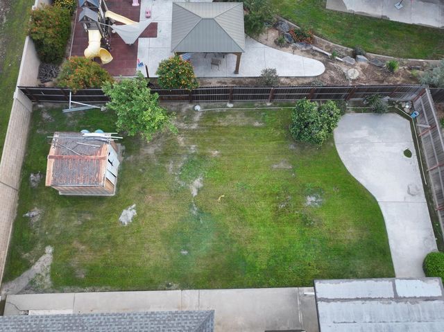 6784 N Valentine Avenue, Fresno, CA 93711