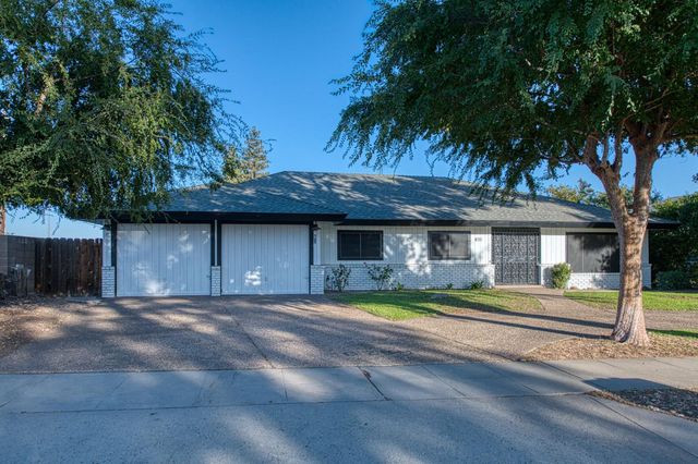 6784 N Valentine Avenue, Fresno, CA 93711