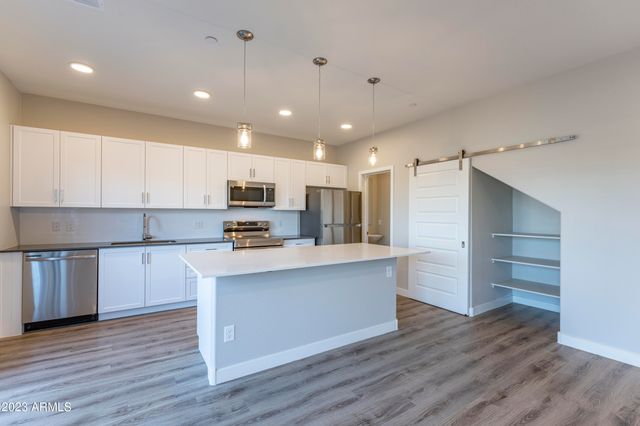 432 S 32nd Street 126, Mesa, AZ 85204