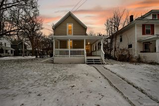 1128 Hickory Street, Lansing, MI 48912