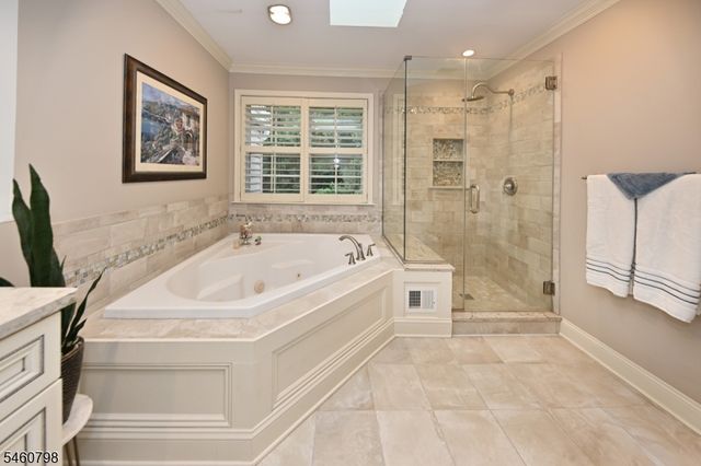 8 Hunter Rd 8, North Haledon Boro, NJ 07508