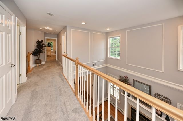8 Hunter Rd 8, North Haledon Boro, NJ 07508