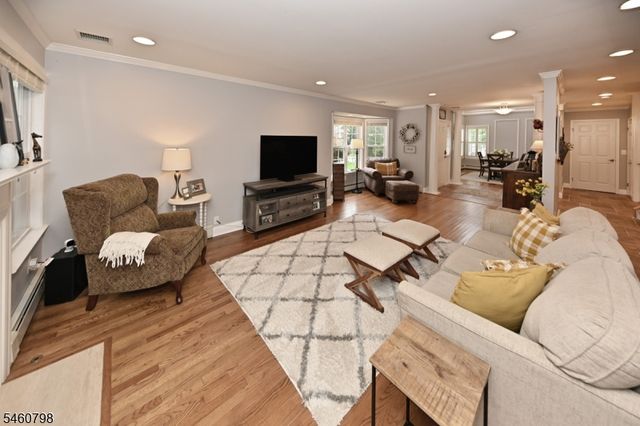 8 Hunter Rd 8, North Haledon Boro, NJ 07508