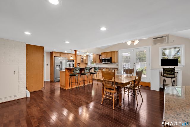 168 Miller Road, Bethany, CT 06524