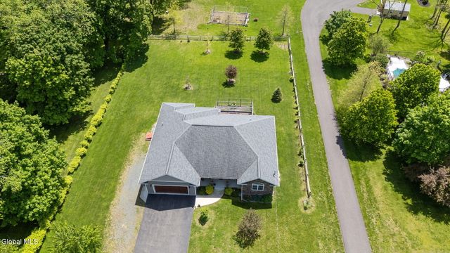 108 Green Avenue, Castleton-on-hudson, NY 12033