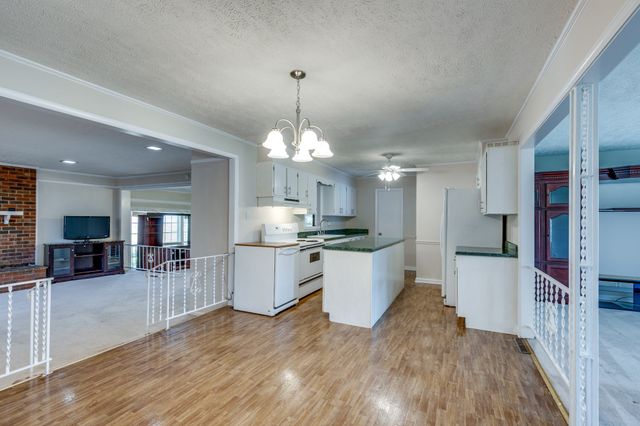 870 Galloway St, Lewisburg, TN 37091