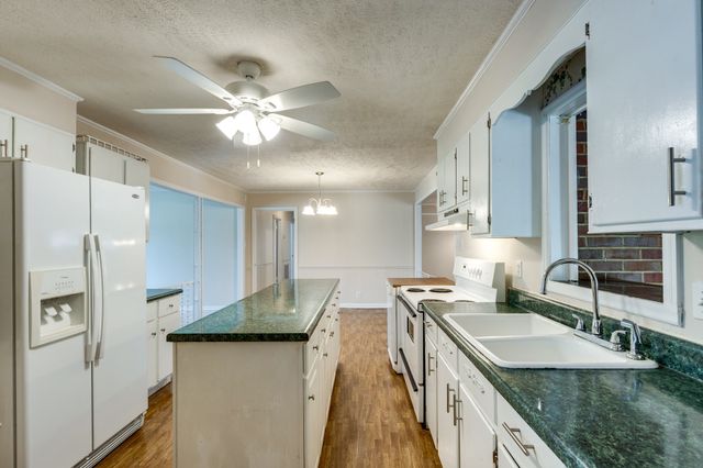 870 Galloway St, Lewisburg, TN 37091
