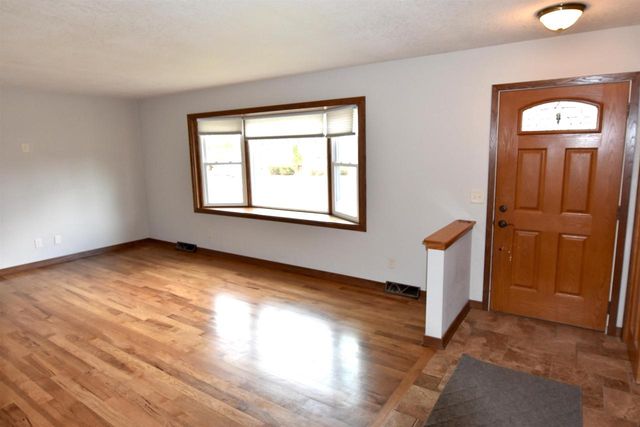 3717 Token Road, Deforest, WI 53532