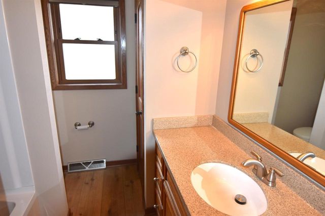 3717 Token Road, Deforest, WI 53532