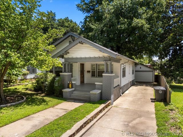 1625 S Troost Avenue, Tulsa, OK 74120