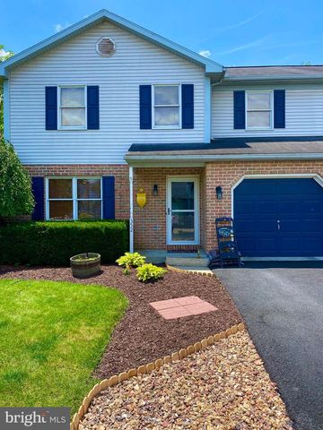 352 SADDLEBROOK DR, Wernersville, PA 19565