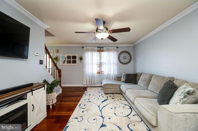 352 SADDLEBROOK DR, Wernersville, PA 19565